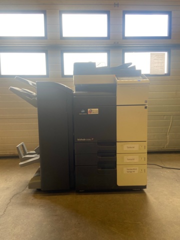 805244-1 Multifunction printer - Konica Minolta BizHub c224e with finisher