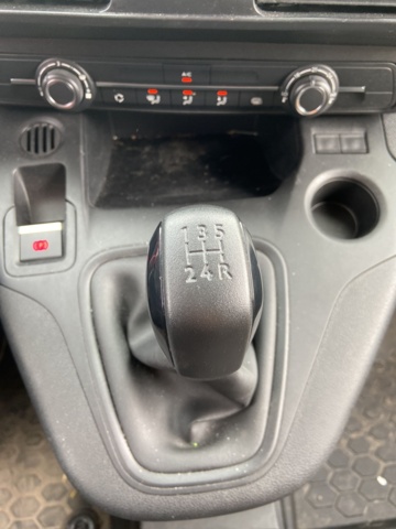 912545-32 Citroën Berlingo Van 1.5 BlueHDi -2021