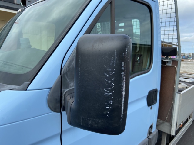 912548-10 Iveco Daily 3.0 HPT with crane and long bed -2006