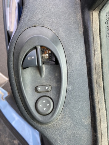 912548-83 Iveco Daily 3.0 HPT with crane and long bed -2006