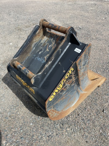 872307-1 Deep bucket Engcon DB09 with 45 bracket