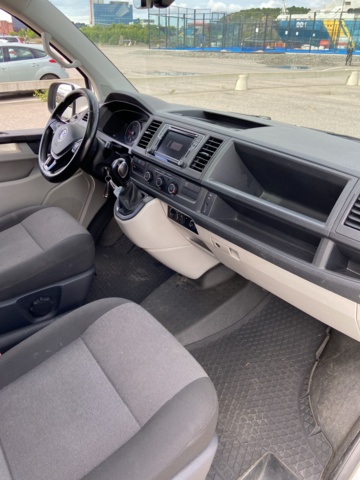 912543-47 Volkswagen Transporter 2.0 TDI 4Motion DSG -2017