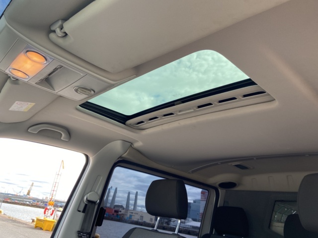 912543-72 Volkswagen Transporter 2.0 TDI 4Motion DSG -2017