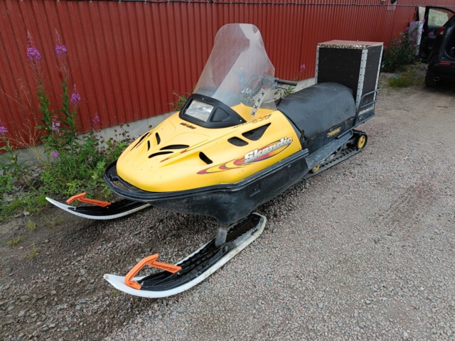 889221-1 Ski-Doo Skandic WT 500 -2002 Repair item