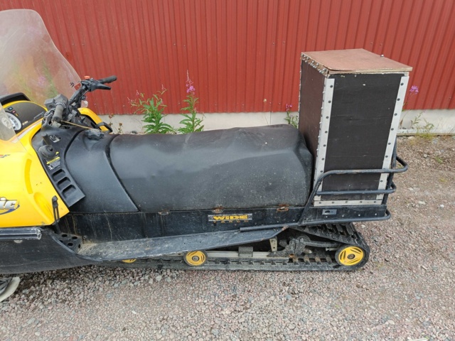 889221-17 Ski-Doo Skandic WT 500 -2002 Repair item