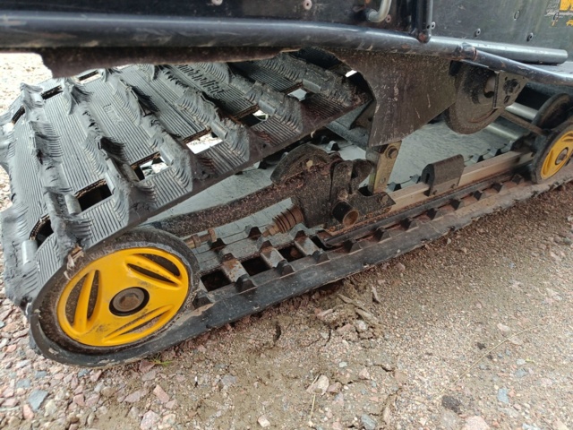 889221-40 Ski-Doo Skandic WT 500 -2002 Repair item