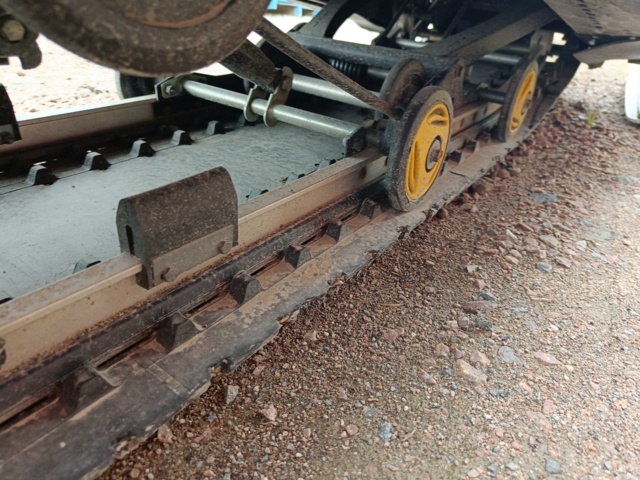 889221-42 Ski-Doo Skandic WT 500 -2002 Repair item