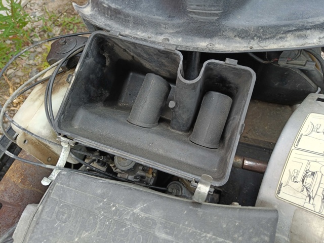 889221-57 Ski-Doo Skandic WT 500 -2002 Repair item