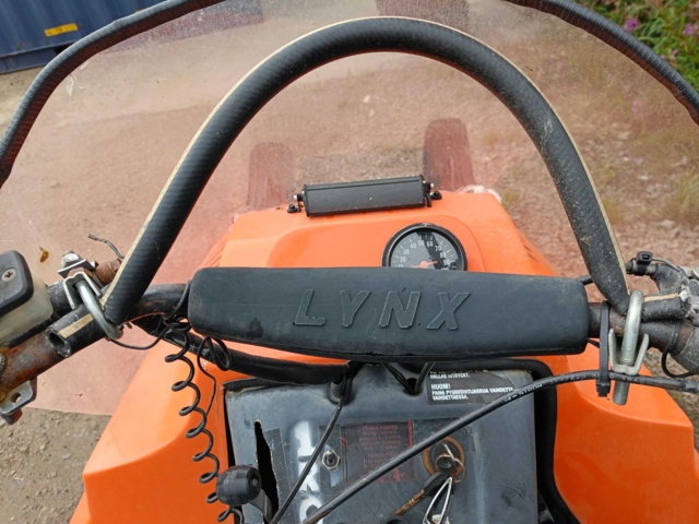 889222-24 Valmet Lynx 650 XL -1984 Repair item