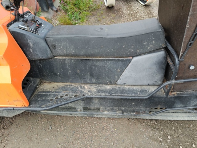 889222-28 Valmet Lynx 650 XL -1984 Repair item