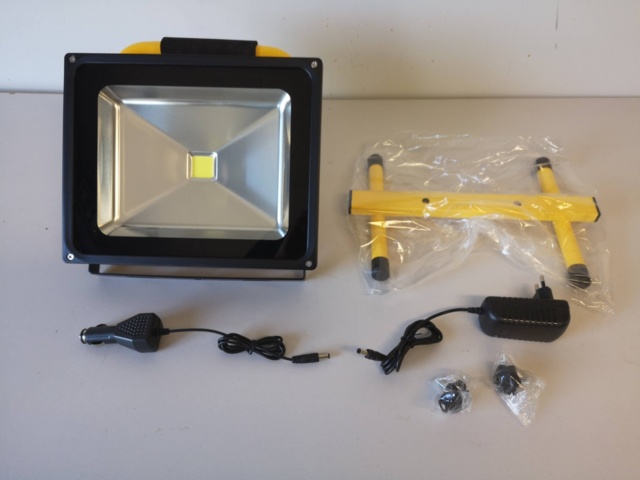 881779-8 LED lighting 50 w No reservation price!