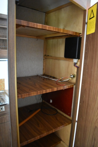 927353-12 Caravan Polar 530 - 1978