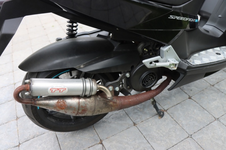 927491-12 Peugeot Speedfight 4 2016 Only 184 miles.