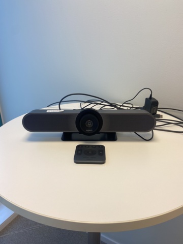 874592-1 Conference equipment - Logitech Meetup