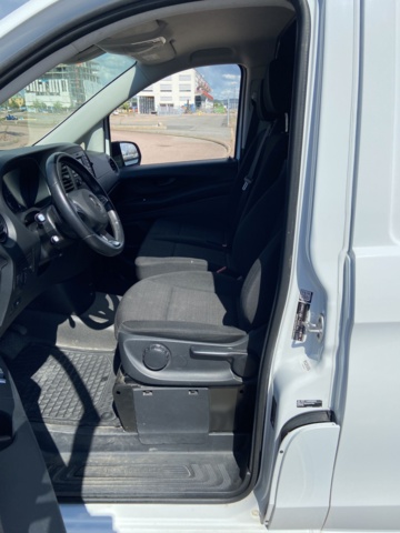 912555-26 Mercedes-Benz Vito 7G-Tronic -2019