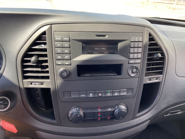 912555-48 Mercedes-Benz Vito 7G-Tronic -2019