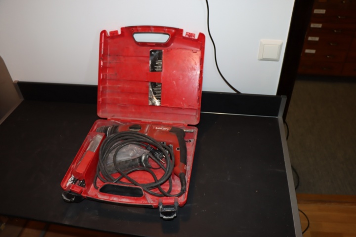 788416-7 Hilti TE2 Hammer drill