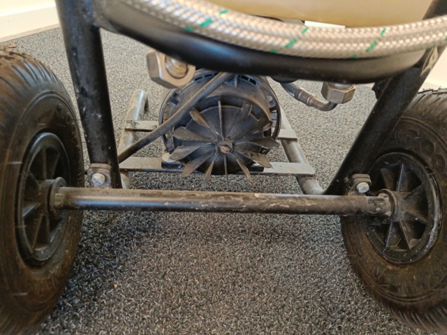 889282-6 Solarcheck Mobilcenter Kompakt ZUWA