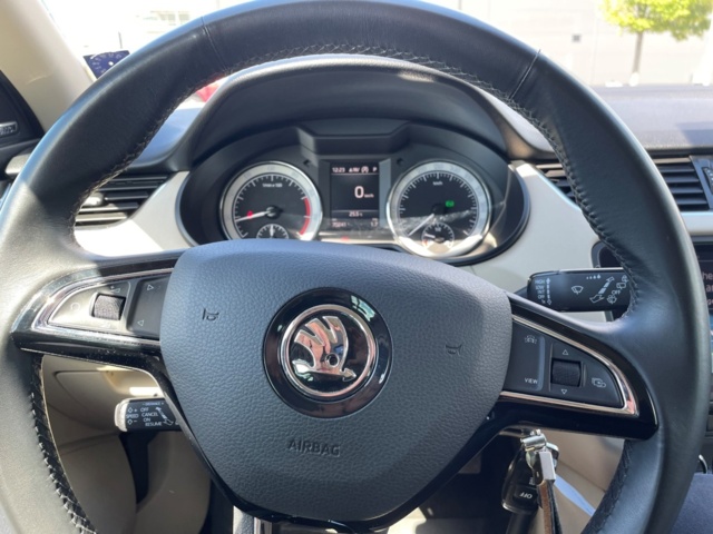 912558-33 Skoda Octavia Combi 2.0 TSI DSG Sequential, 190hp, 2019