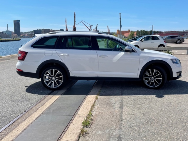 912559-4 Skoda Octavia Scout 2.0 TDI 4x4 DSG -2020