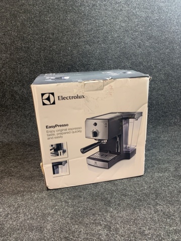 927711-2 Espresso machine Electrolux EEA111