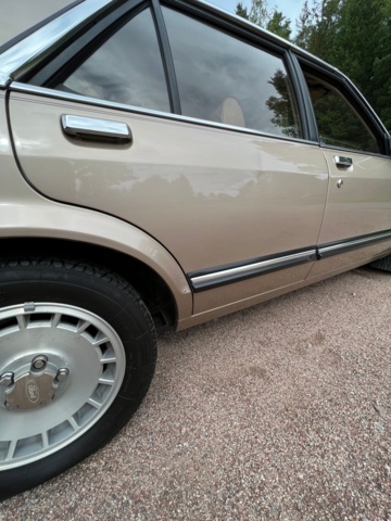 896792-3 Ford Granada 2.8 I V6 Automatic, 150hp, 1982 Ghia