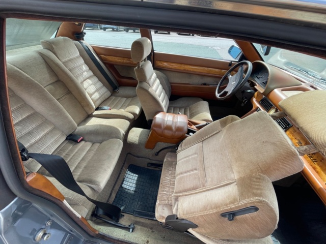 906868-26 Maserati 222 2.0 V6 Manual - 1988