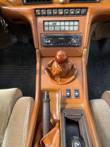 906868-25 Maserati 222 2.0 V6 Manual - 1988
