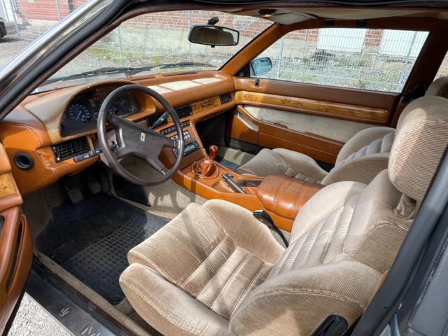 906868-21 Maserati 222 2.0 V6 Manual - 1988