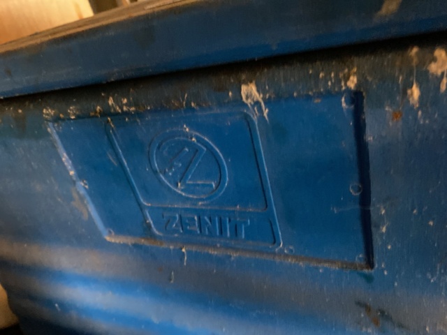 917301-3 Tankar Zenit Bluebox 250 l 2 st, Pumpautomat Robota, tankar 3 st
