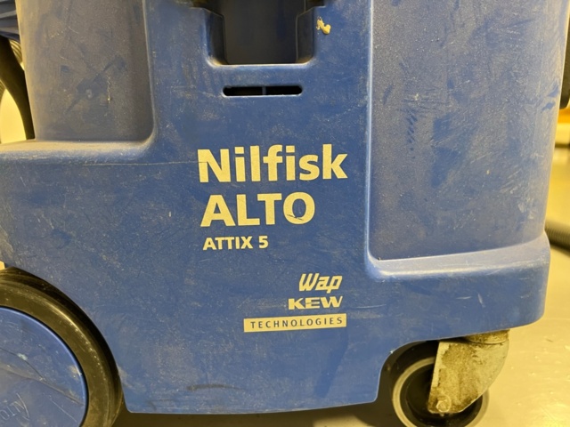 895785-4 Nilfisk Alto Attix 550-11 Mobile