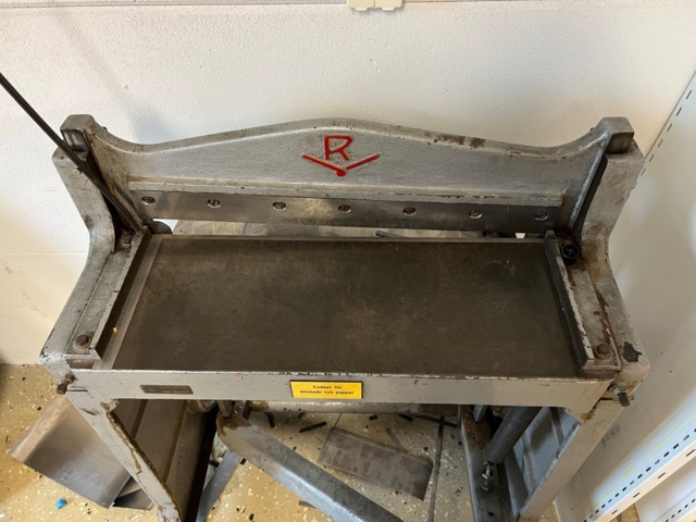 895792-2 Sheet metal shears manual James Rohdin