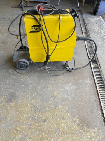 908979-4 Migsvets on wheels Esab Origo TM mig C170