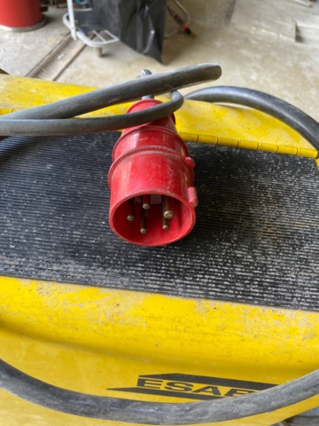 908979-7 Migsvets on wheels Esab Origo TM mig C170