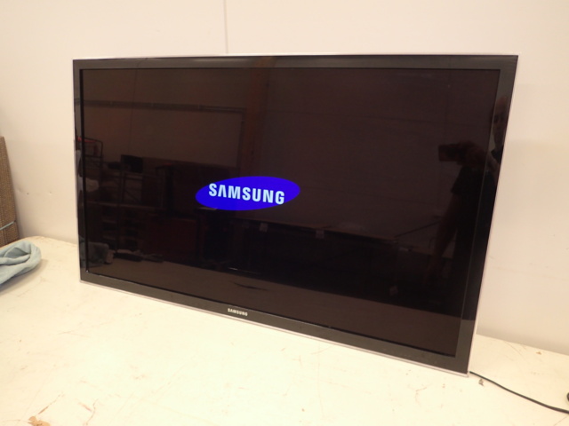 861845-2 TV Samsung 46 inches
