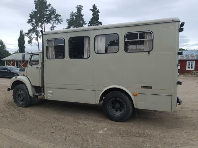 887528-8 Husbil Scania Vabis AL 36 42 -67