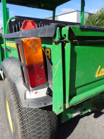 861848-9 John Deere Gator 4x2 2004