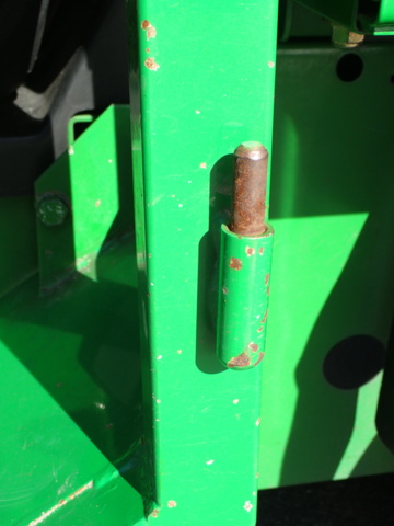 861848-15 John Deere Gator 4x2 2004