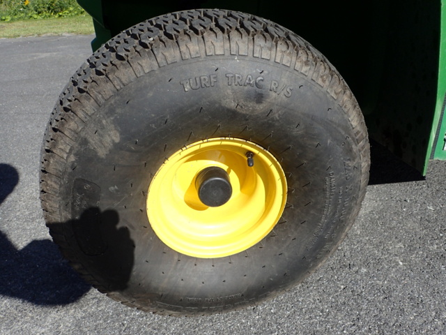 861848-20 John Deere Gator 4x2 2004