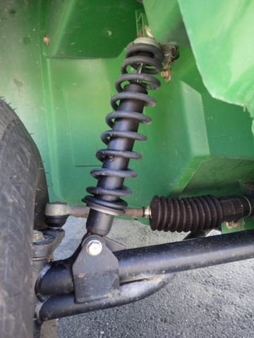 861848-28 John Deere Gator 4x2 2004