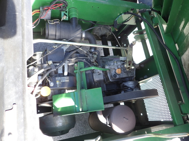 861848-51 John Deere Gator 4x2 2004