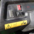 861848-68 John Deere Gator 4x2 2004