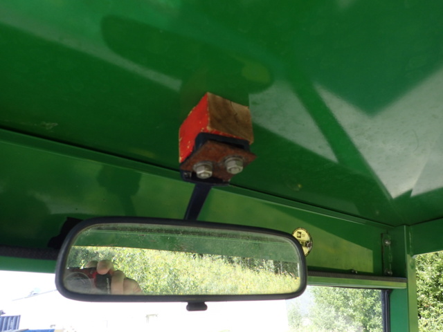 861848-80 John Deere Gator 4x2 2004