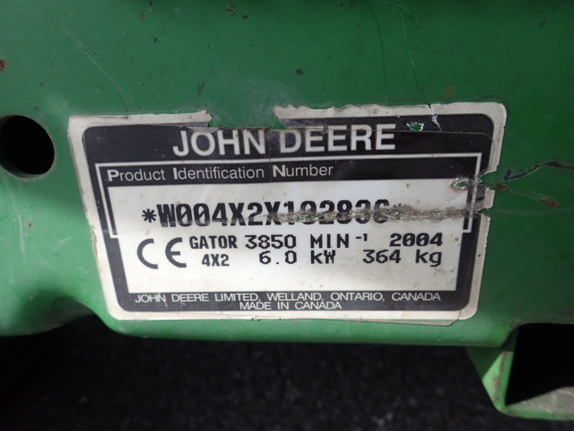 861848-88 John Deere Gator 4x2 2004