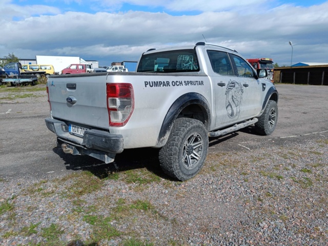 889309-3 Ford Ranger Double Cab 3.2 TDCi 4x4 -2014