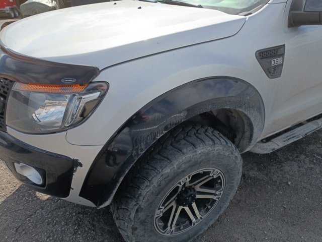 889309-23 Ford Ranger Double Cab 3.2 TDCi 4x4 -2014