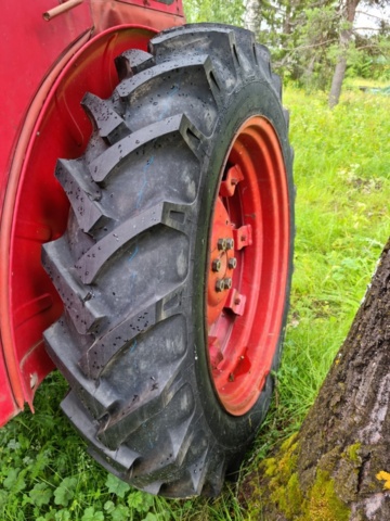 930353-5 Traktor med frontlastare Bolinder Munktell Volvo -1965 (rep.objekt) #UPPDATERAD INFO#