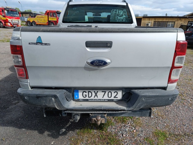 889309-43 Ford Ranger Double Cab 3.2 TDCi 4x4 -2014