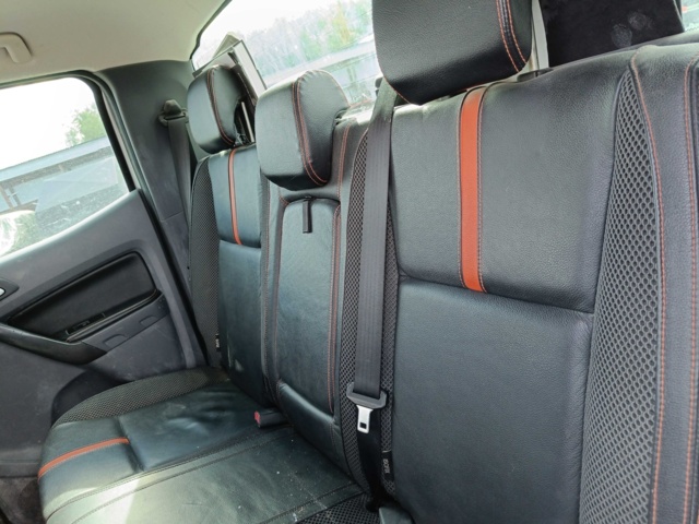 889309-81 Ford Ranger Double Cab 3.2 TDCi 4x4 -2014