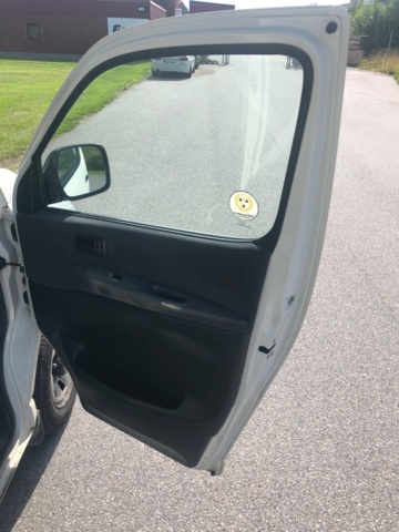 930355-22 Toyota HiAce 2.5 4WD -2011